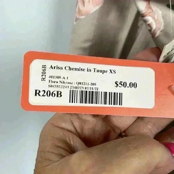 Wantable Arisa Women’s Chemise XS Taupe Floral Racerback Adjustable Straps NWT - Picture 7 of 10